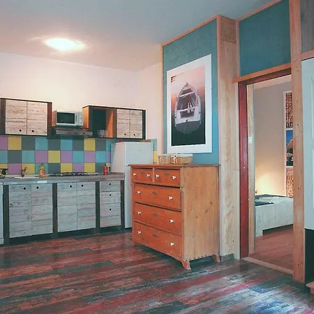 Maramare Apartment *